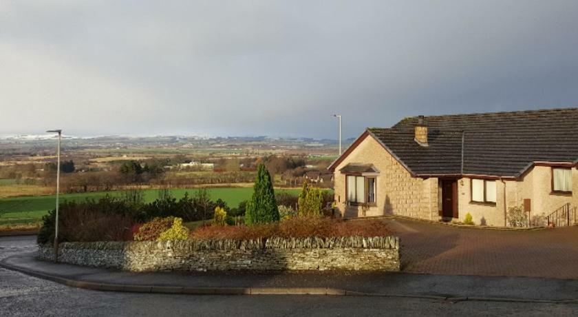 One Strathview B&B Forfar Exteriör bild