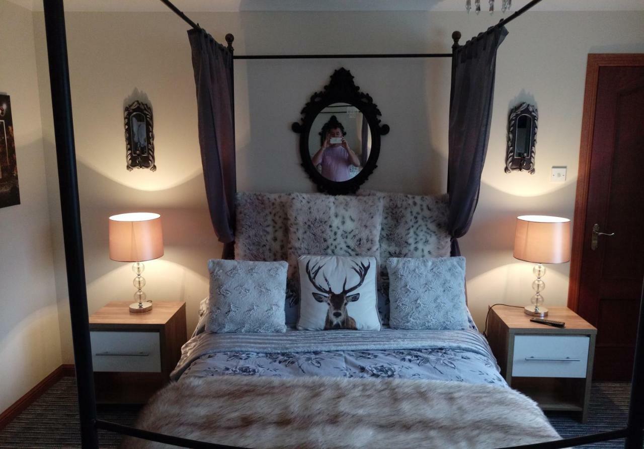 One Strathview B&B Forfar Exteriör bild